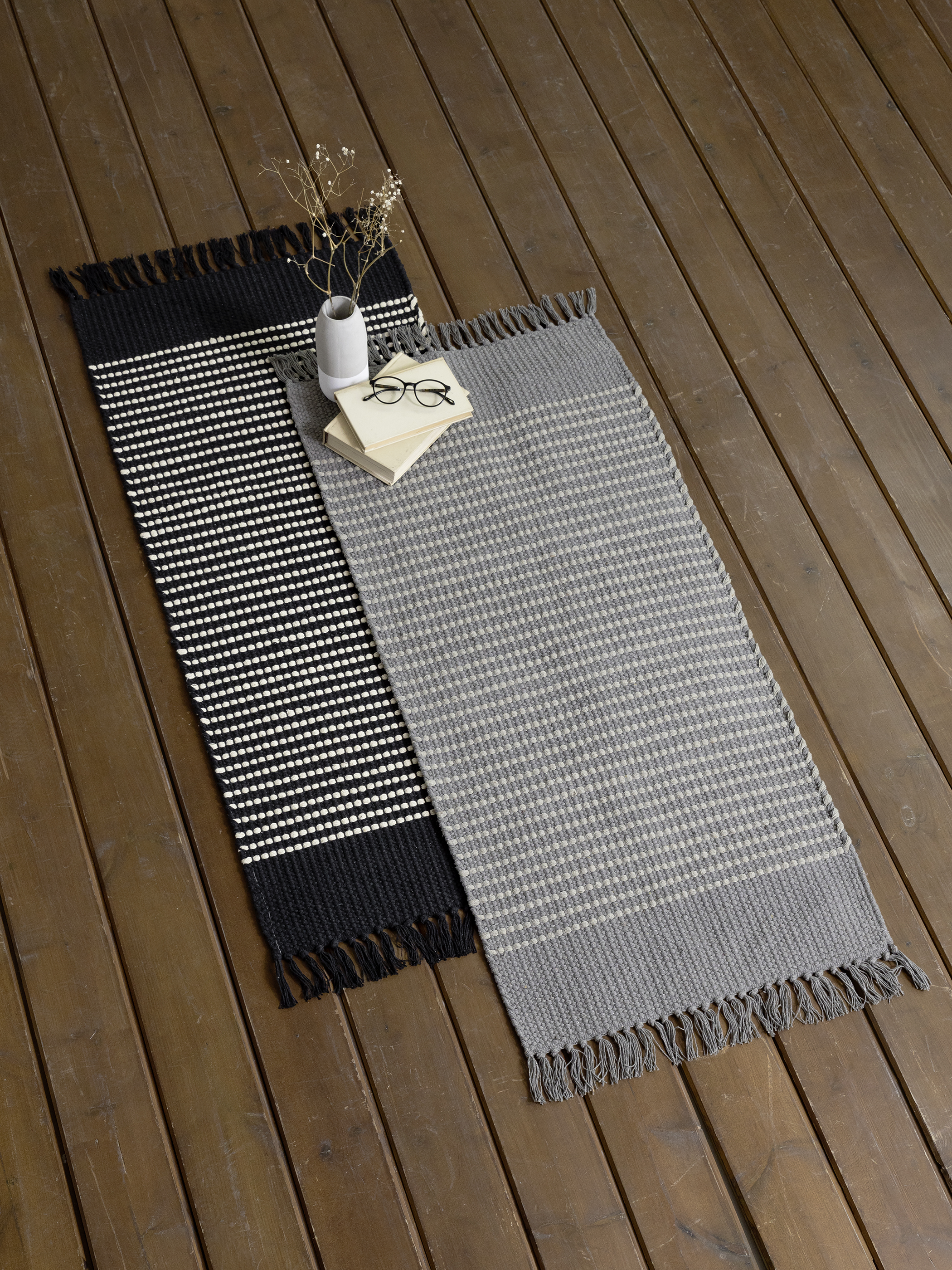 Χαλάκι 60x130 - Issa Black